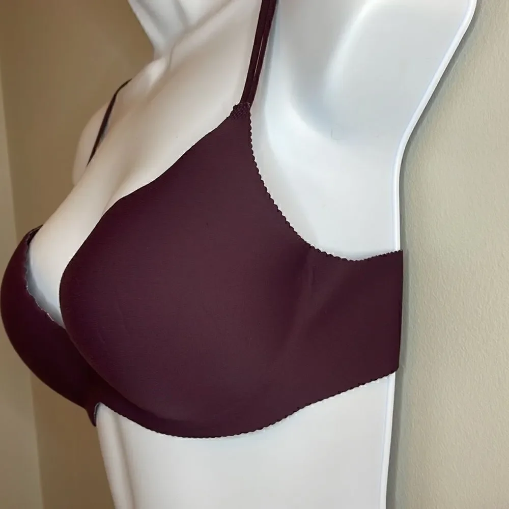 Victoria's Secret Angels Secret Embrace Bra - Picture 3 of 13